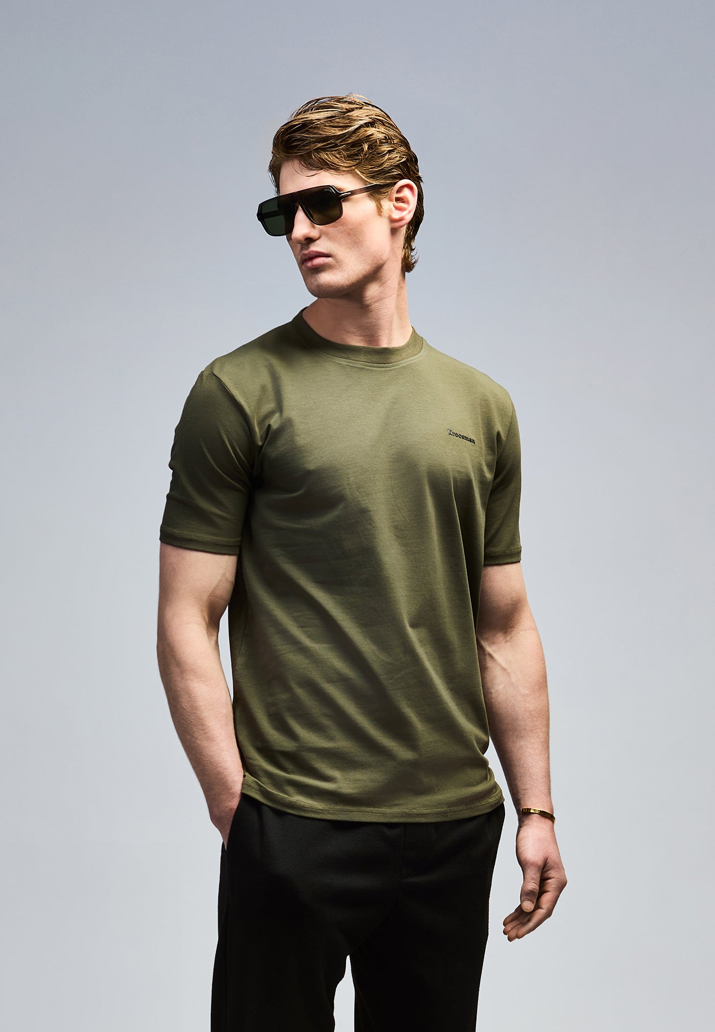 Essentials Tee Khaki